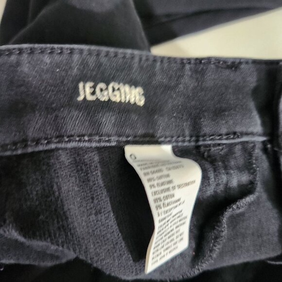 American Eagle Outfitters Skinny Jeans Size 2 Black Jeggings - Picture 10 of 13